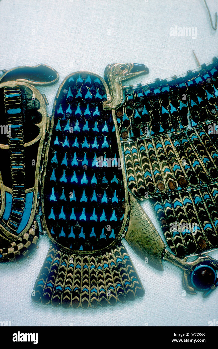 Pendentif de l'Vautour de la Haute Égypte, Tombe de Toutankhamon, c 14e siècle avant J.-C.. Artiste : Inconnu Banque D'Images