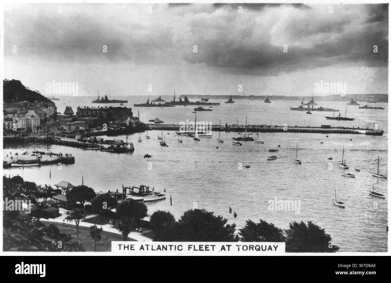 La flotte de l'Atlantique à Torquay, 1936. Artiste : Inconnu Banque D'Images