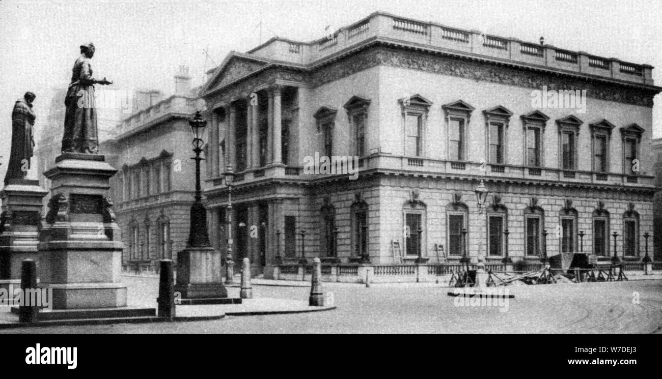 L'United Service Club, Waterloo, London, 1926-1927. Artiste : Inconnu Banque D'Images
