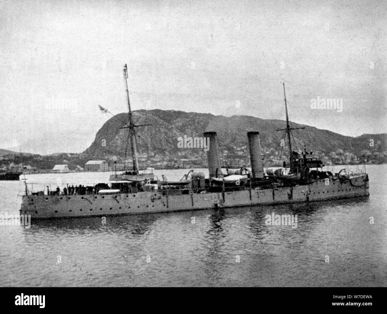 Le HMS Spartan au large de la Norvège, 1904 (1908).Artiste : Queen Alexandra Banque D'Images