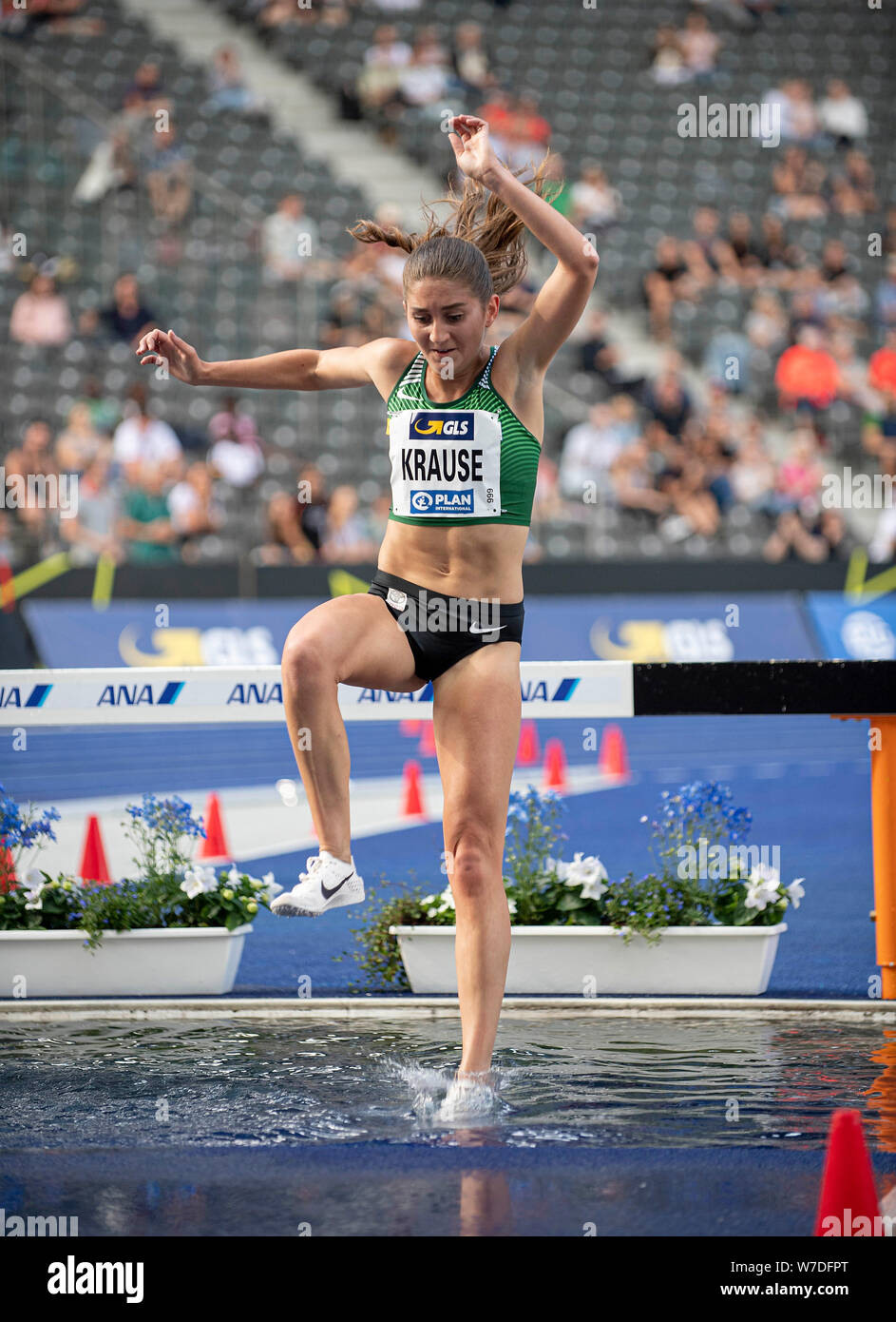 Berlin, Deutschland. Le 04 août, 2019. Gagnant Gesa Felicitas Krause (New Year's Eve Trèves) 1e place, l'action à la douve. 3000m finale des femmes, sur l'obstacle allemand 04.08.2019 Championnats mondiaux d'athlétisme 2019, à partir de la 03.08. - 04.08.2019 à Berlin/Allemagne. Utilisation dans le monde entier | Credit : dpa/Alamy Live News Banque D'Images