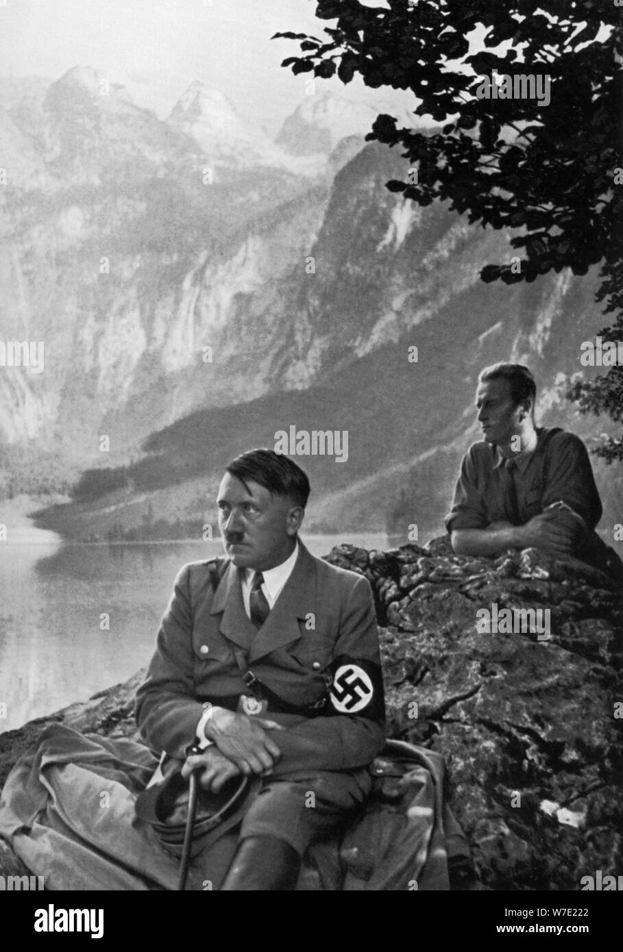 Le Führer à la partie supérieure du lac, Berchtesgaden, Alpes bavaroises, Allemagne, 1936. Artiste : Inconnu Banque D'Images