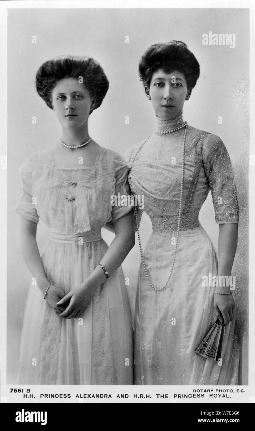 La Princesse Alexandra et la Princesse Royale, fin des années 1900( ?). Artiste : Inconnu Banque D'Images