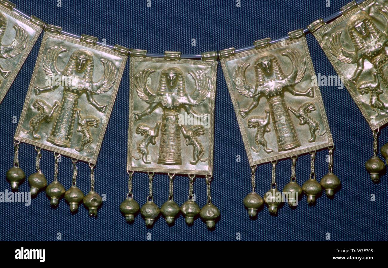 Or avec des plaques pectorales grecque Artémis, 7e siècle avant J.-C.. Artiste : Inconnu Banque D'Images