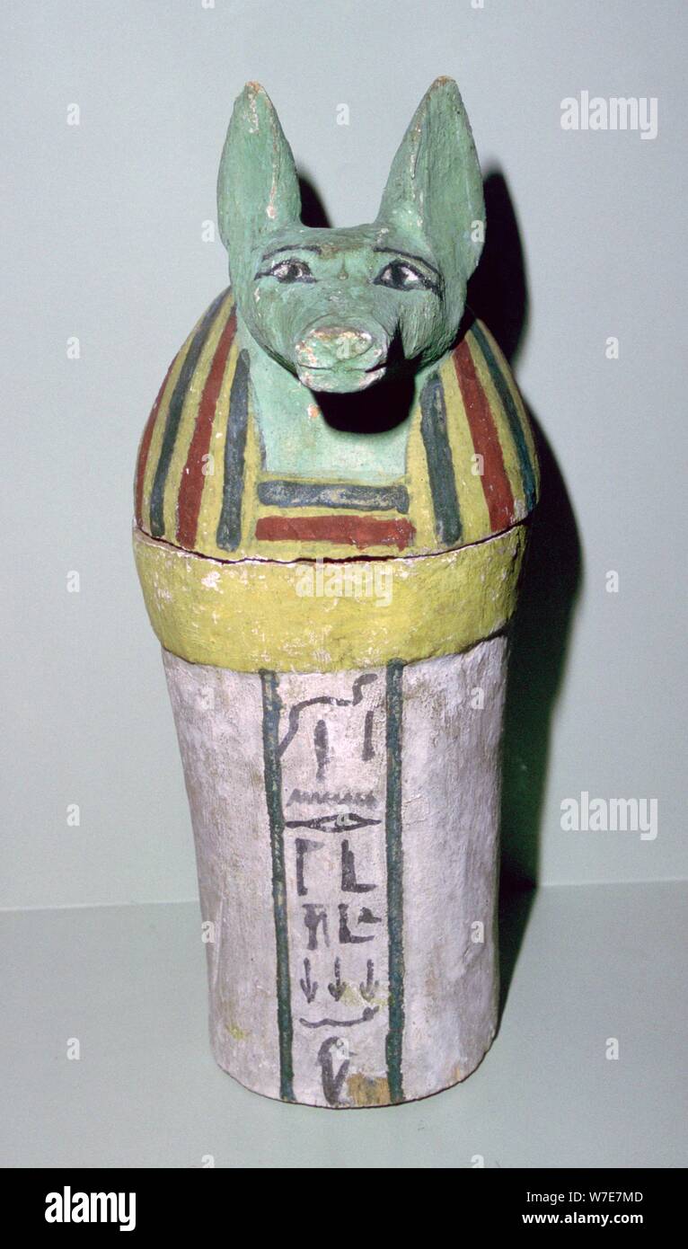 Canopes en bois à tête de chacal jar pour le stockage d'organes, de l'Egyptien, 25e dynastie, c700 BC. Artiste : Inconnu Banque D'Images