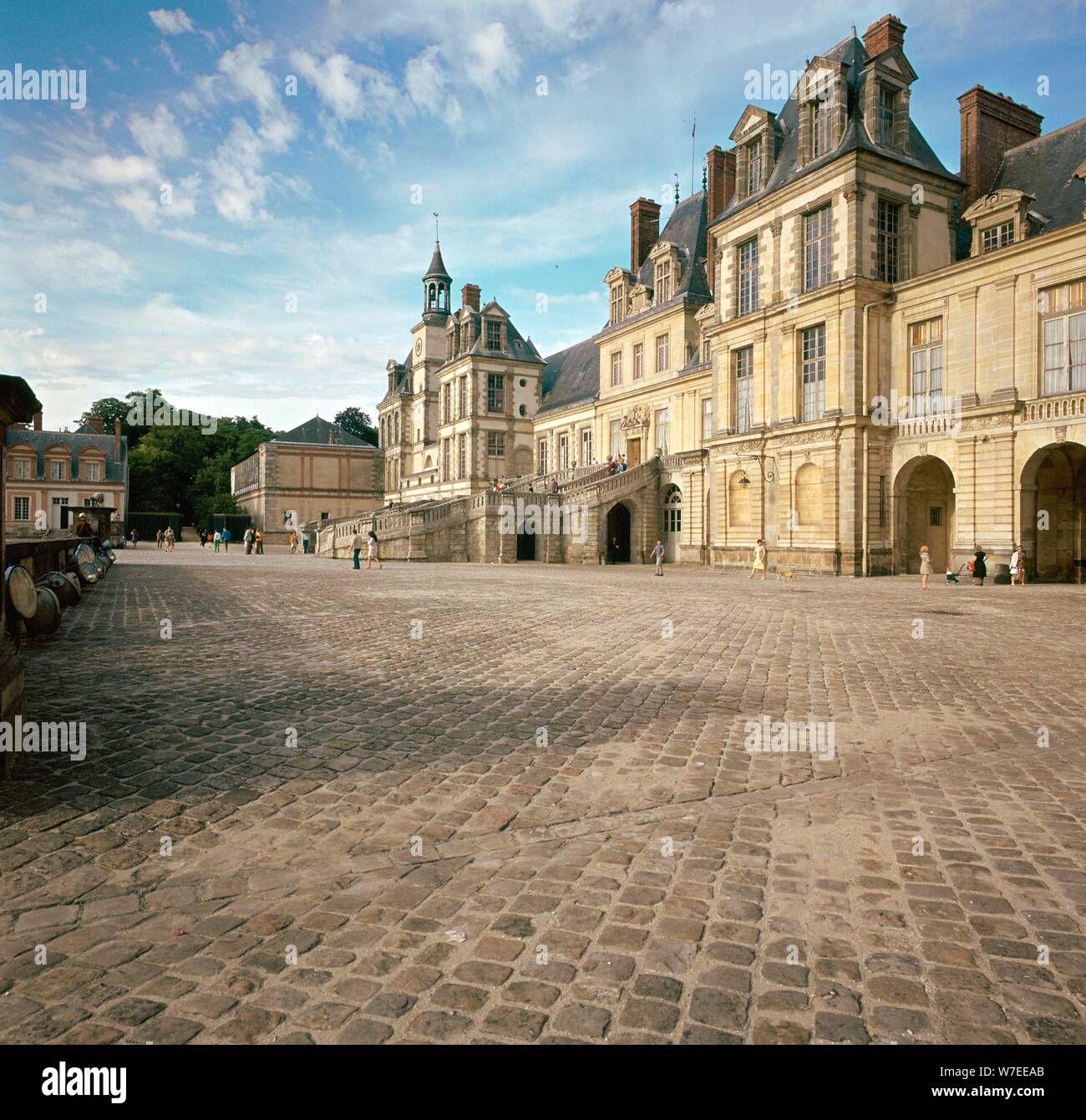 Cour du Cheval Blanc, 16ème siècle. Artiste : Inconnu Banque D'Images