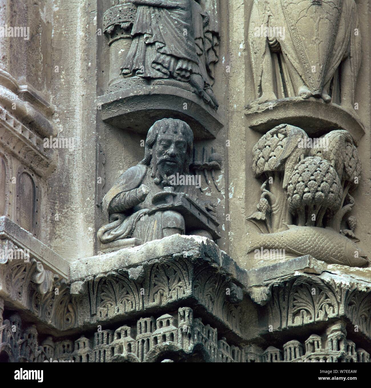 Détail de l'ouest avant de la cathédrale de Chartres, 12e siècle. Artiste : Inconnu Banque D'Images