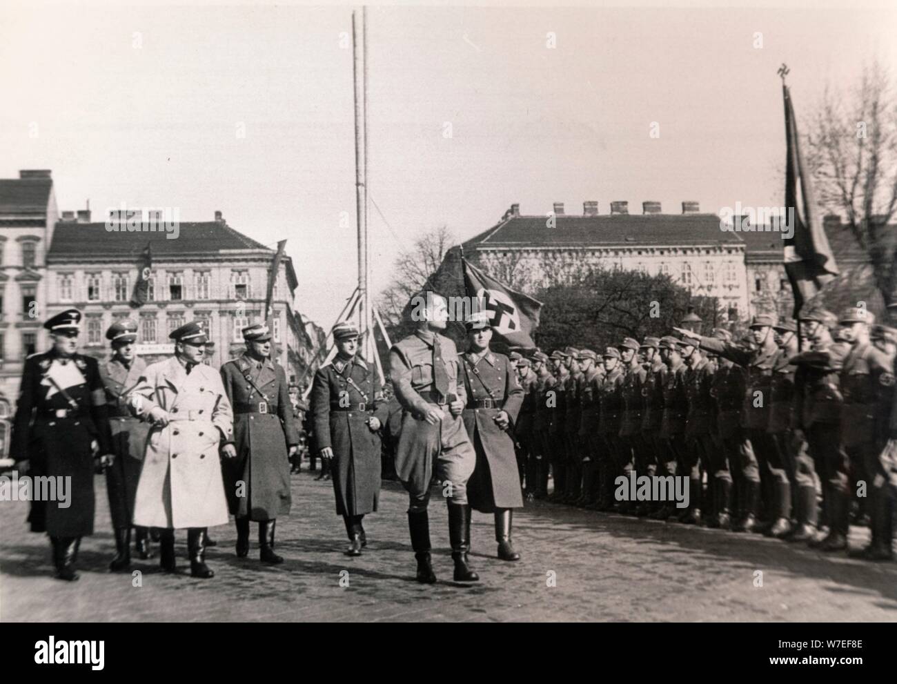 Sous-Führer Nazi Rudolf Hess en visite officielle à Vienne, avril 1938. Artiste : Inconnu Banque D'Images