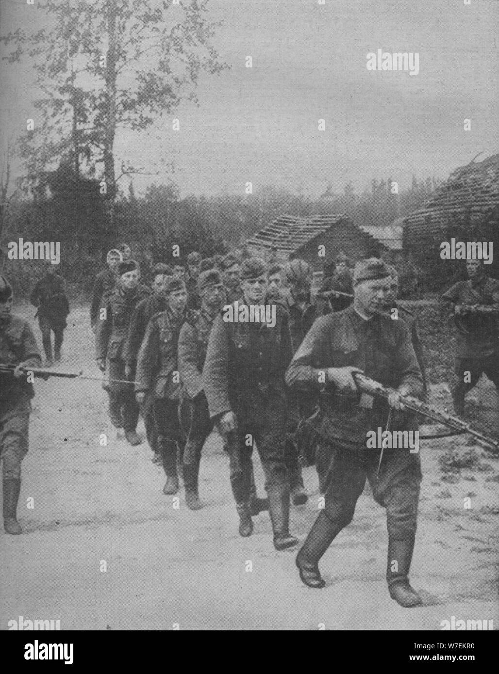 Les prisonniers nazis, capturé par les forces soviétiques, 1941. Artiste : Sir John Alexander Hammerton. Banque D'Images