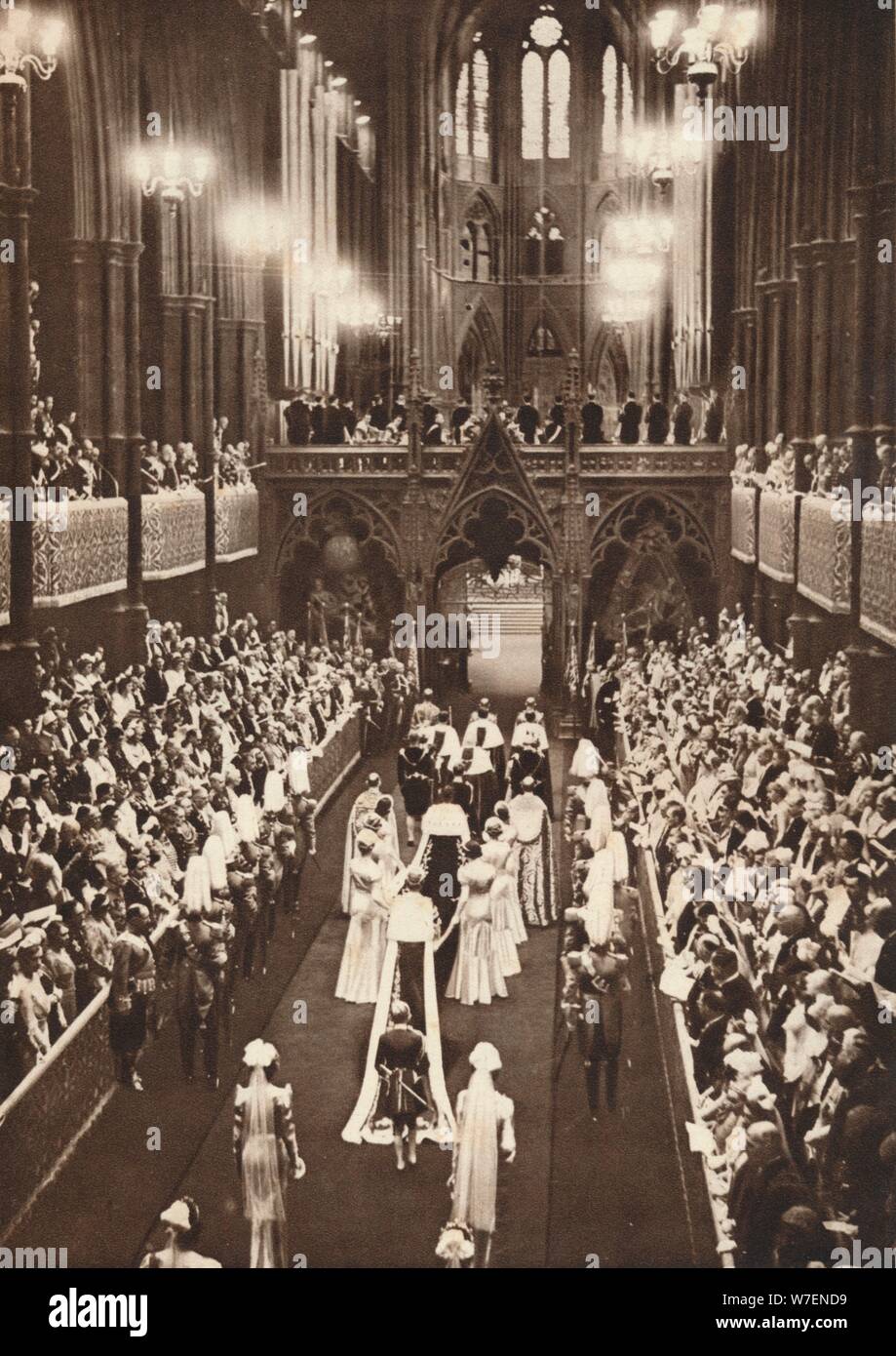 'La Procession à l'Abbaye", 1937. Artiste : Inconnu. Banque D'Images