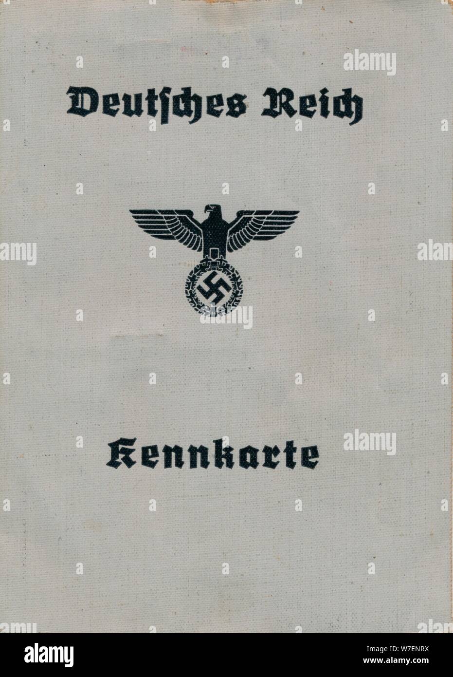 Couvert d'une carte d'identité allemande nazie, c1944. Artiste : Inconnu. Banque D'Images
