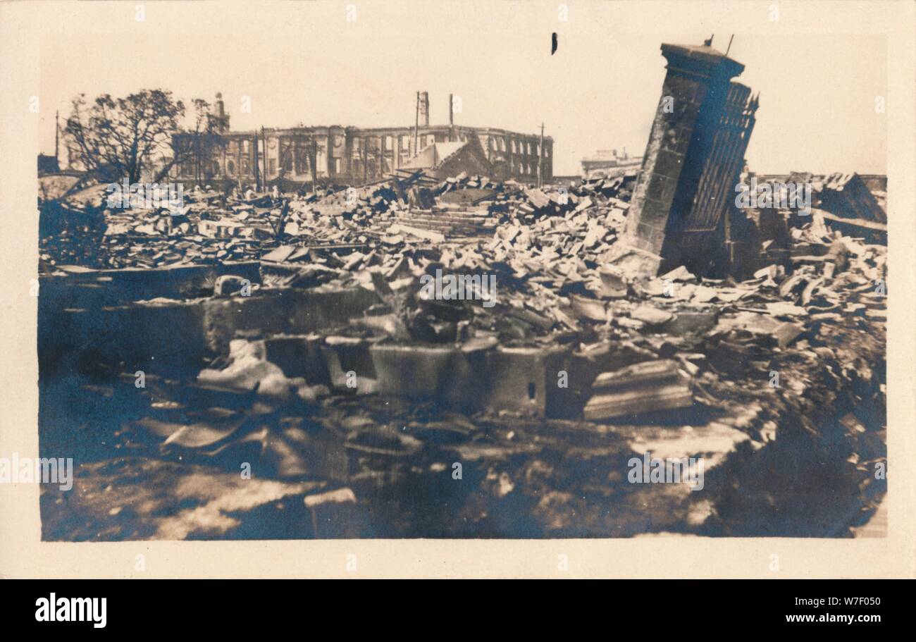 'Yokohama' séisme, 1923. Artiste : Inconnu. Banque D'Images