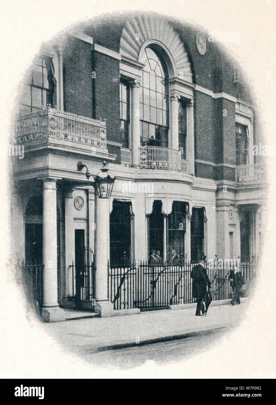 La fenêtre en baie, Boodle's Club, London, c1900 (1901). Artiste : Inconnu. Banque D'Images