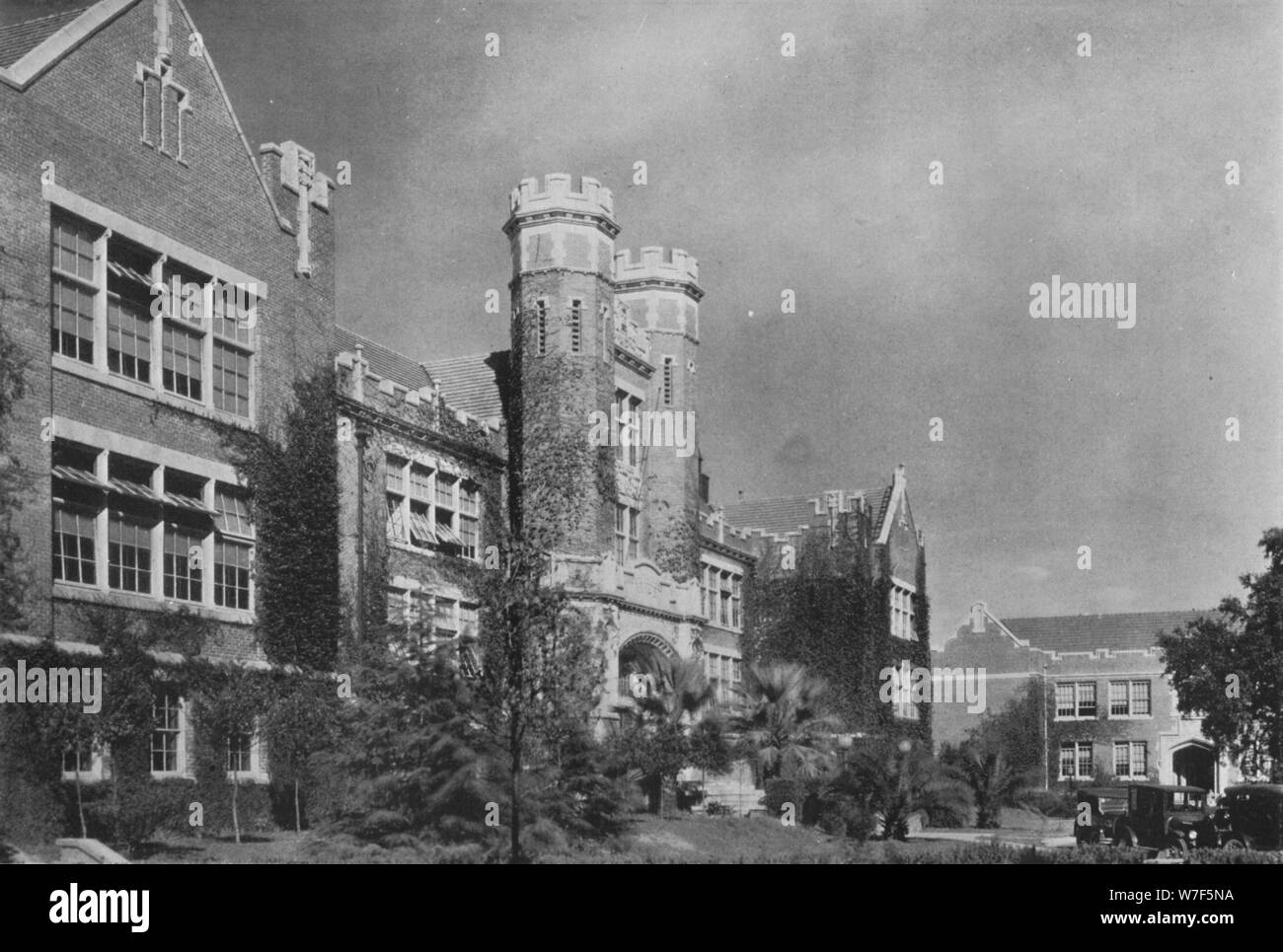 Bâtiment d'administration, Florida State College for Women, Tallahassee, Floride, 1926. Artiste : Inconnu. Banque D'Images
