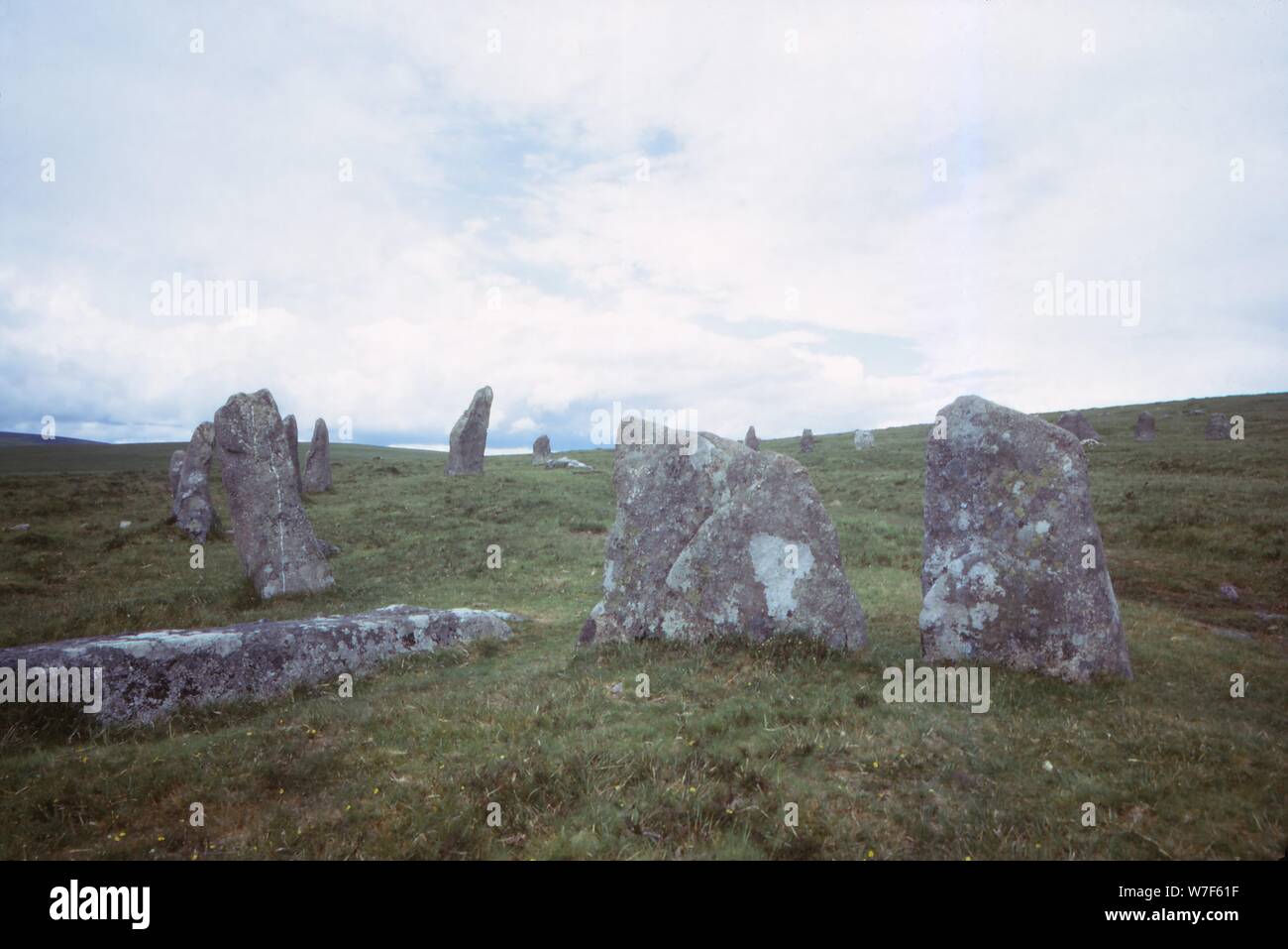 Scorhill Stone Circle, Dartmoor, dans le Devon, 20e siècle. Artiste : CM Dixon. Banque D'Images