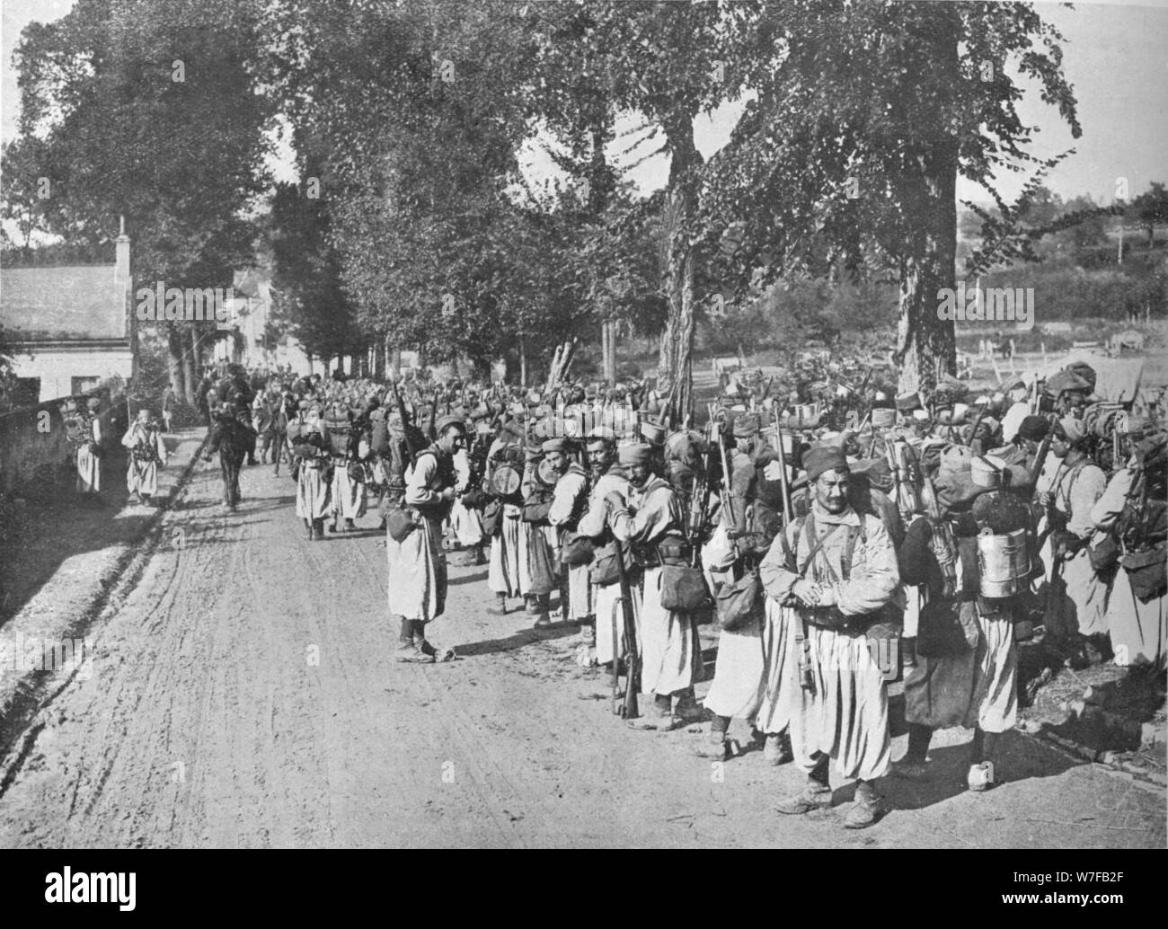 "Turcos en attente de l'ordre à l'avance", 1914. Artiste : Inconnu. Banque D'Images
