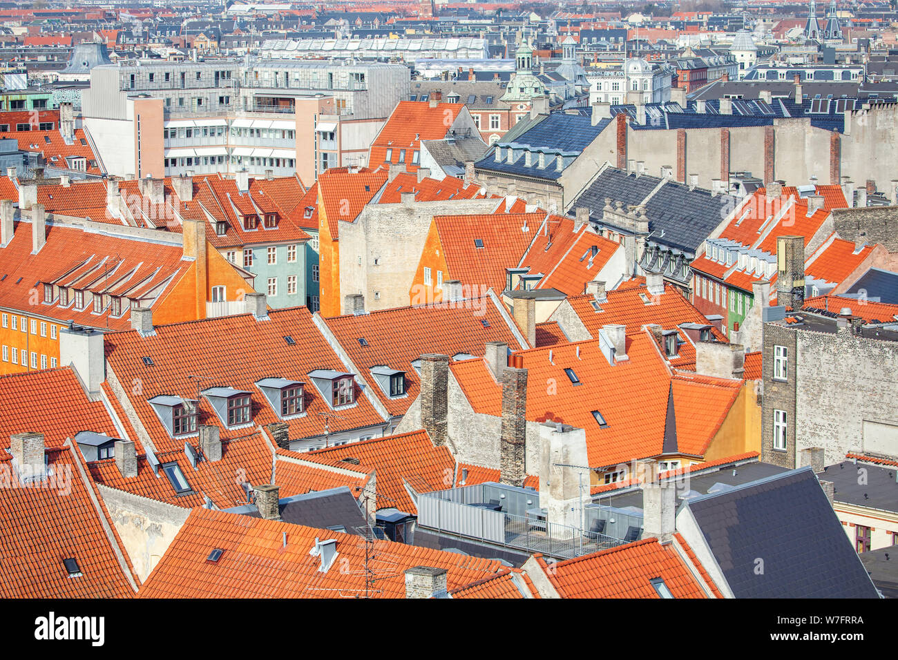 La vieille ville de Copenhague vue aérienne de toits rouges Banque D'Images