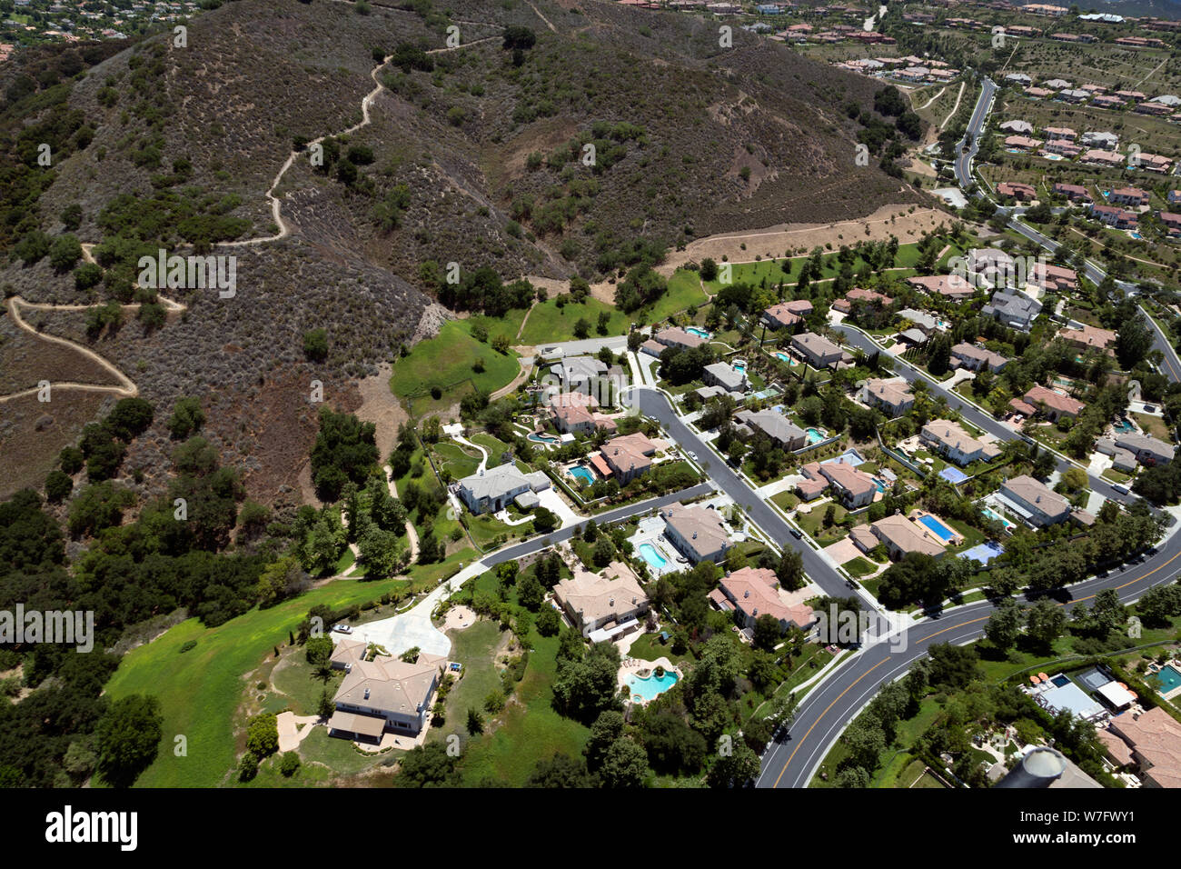 Vue aérienne du quartier résidentiel haut de gamme à Los Angeles, Californie Banque D'Images