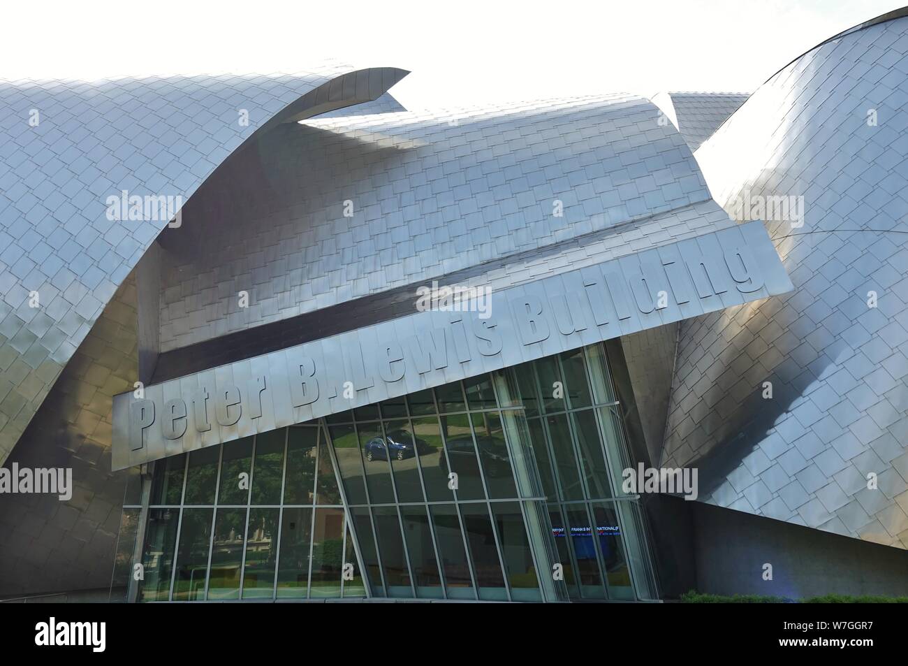 CLEVELAND, OH - 23 JUN 2019- Vue de Frank Gehry conçu Peter B. Lewis, siège du Weatherhead School of Management de la Case Western Res Banque D'Images