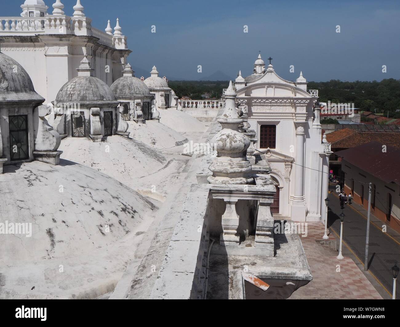 Nicaragua, Leon, cathédrale, du vrai et célèbre Cathédrale Basilique de l'Assomption de la Bienheureuse Vierge Marie, le toit. Banque D'Images