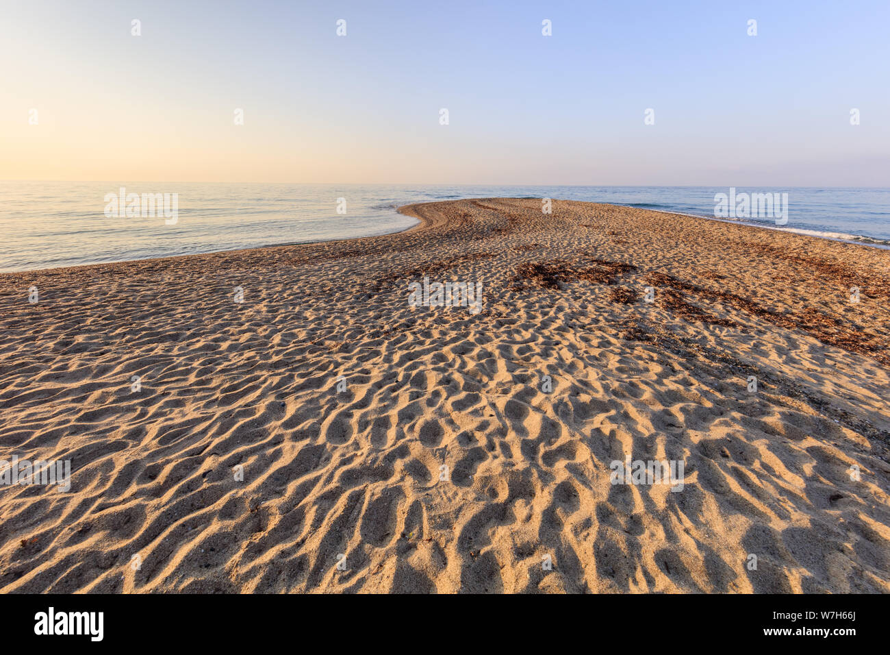 Plage de Possidi Cap sur la péninsule de Kasandra. La Grèce. Banque D'Images