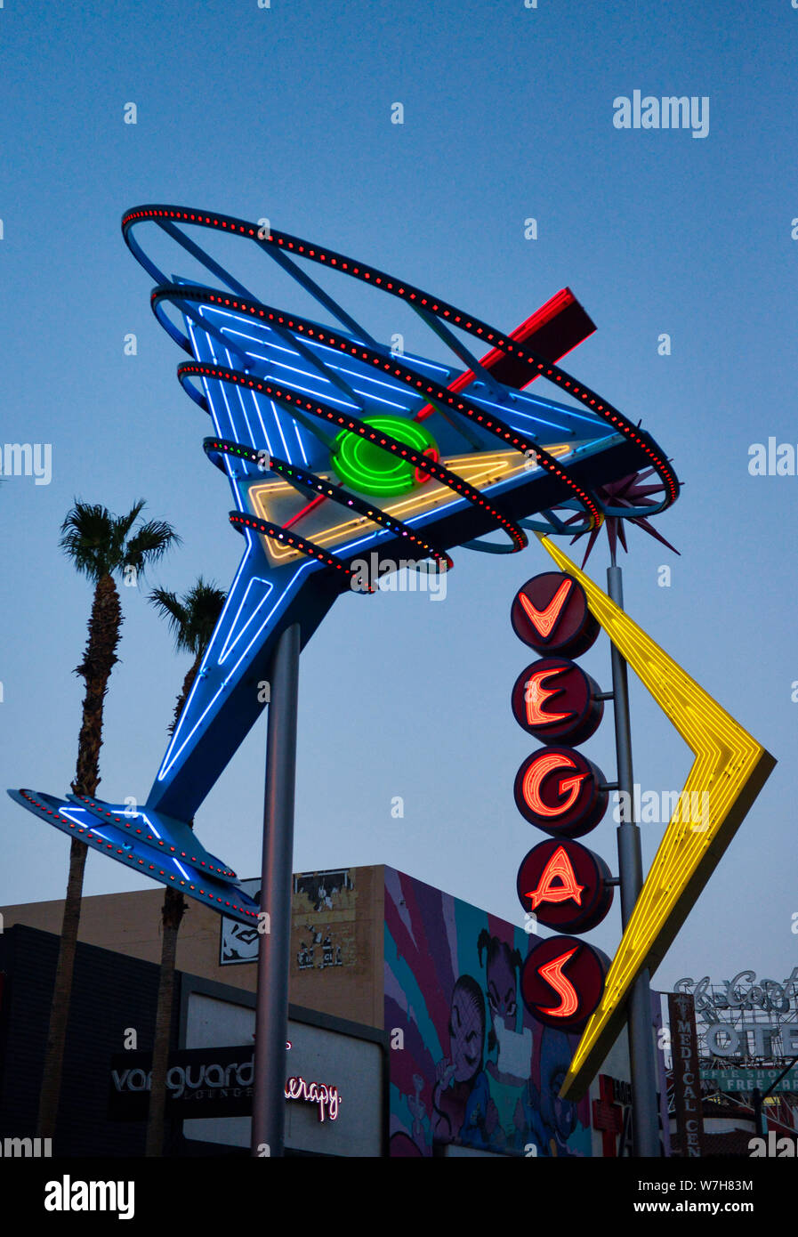 Néon lumineux en verre à martini signe sur Fremont Street, le centre-ville de Las Vegas Banque D'Images