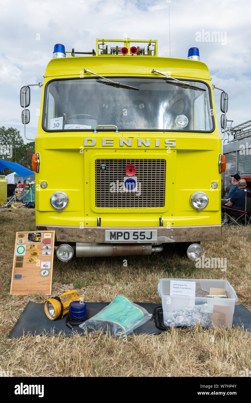 Feu jaune moteur sur l'affichage à Odiham le spectacle de feu, 2019, dans le Hampshire, au Royaume-Uni, un 'D' Dennis 1971 wrt. Banque D'Images