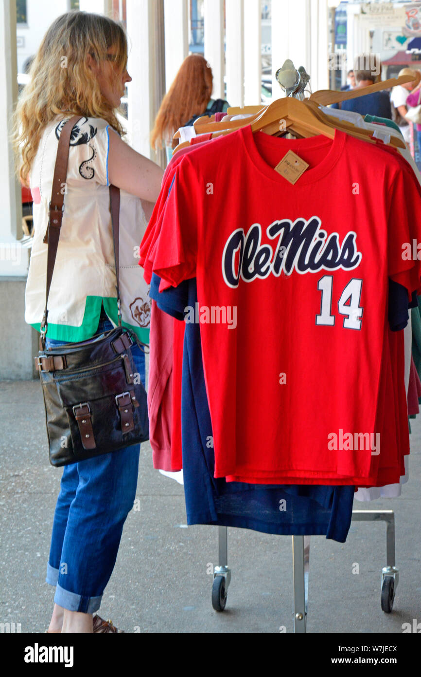 Clothing esprit logo Banque de photographies et d images a haute resolution Alamy