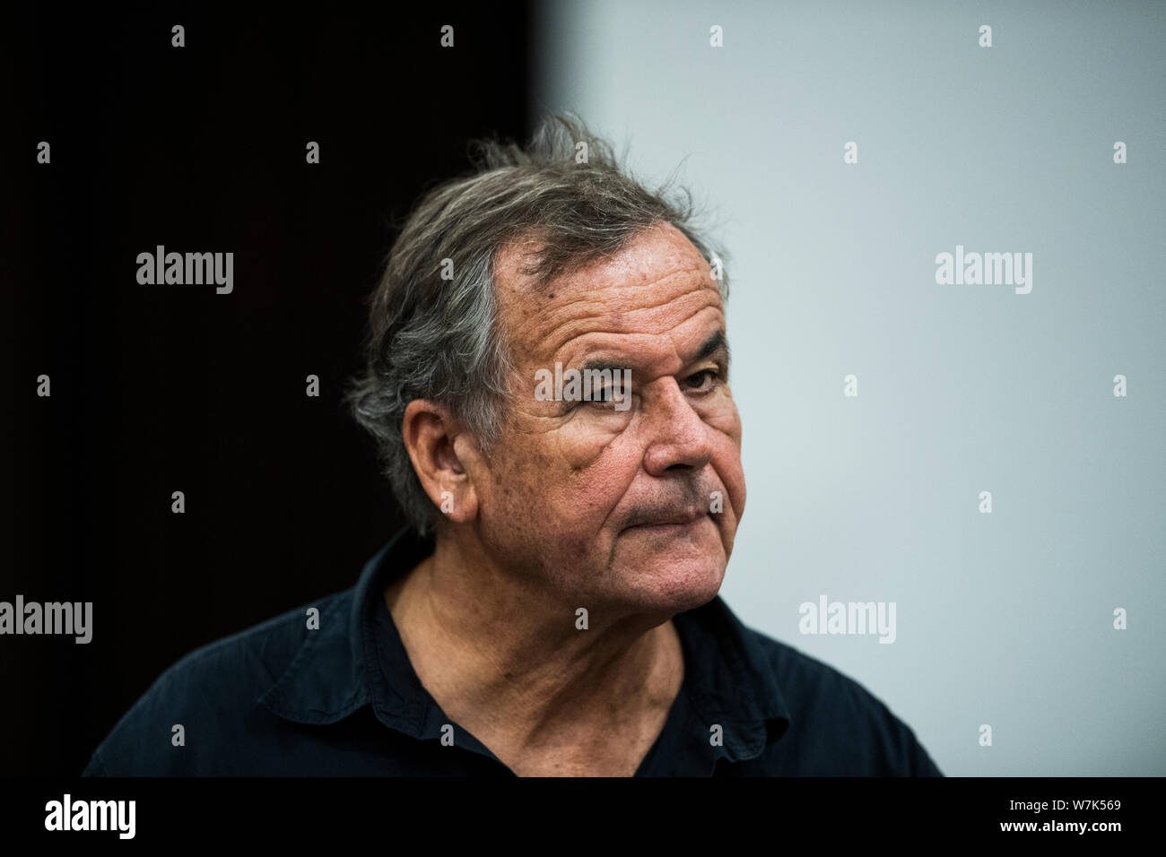 Photographe français d'origine marocaine Bruno Barbey, membre et une fois que le vice-président de Magnum Photos, est photographié à Beijing, Chine, 17 Septembre 2017 Banque D'Images