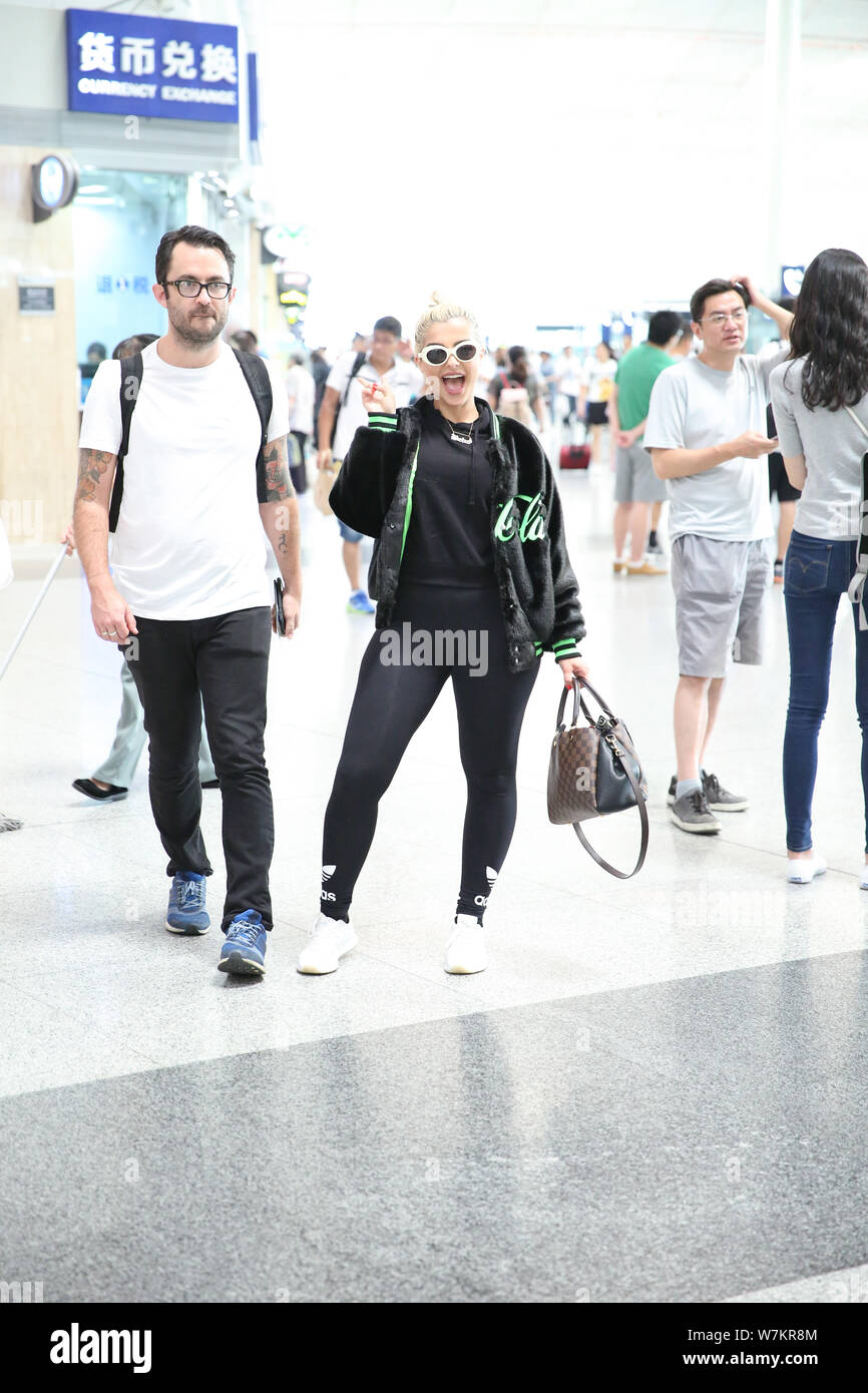 Chanteur, auteur-compositeur et producteur de bebe dl ex Lippuner est photographié à l'Aéroport International de Pékin à Beijing, Chine, 19 août 2017. Banque D'Images