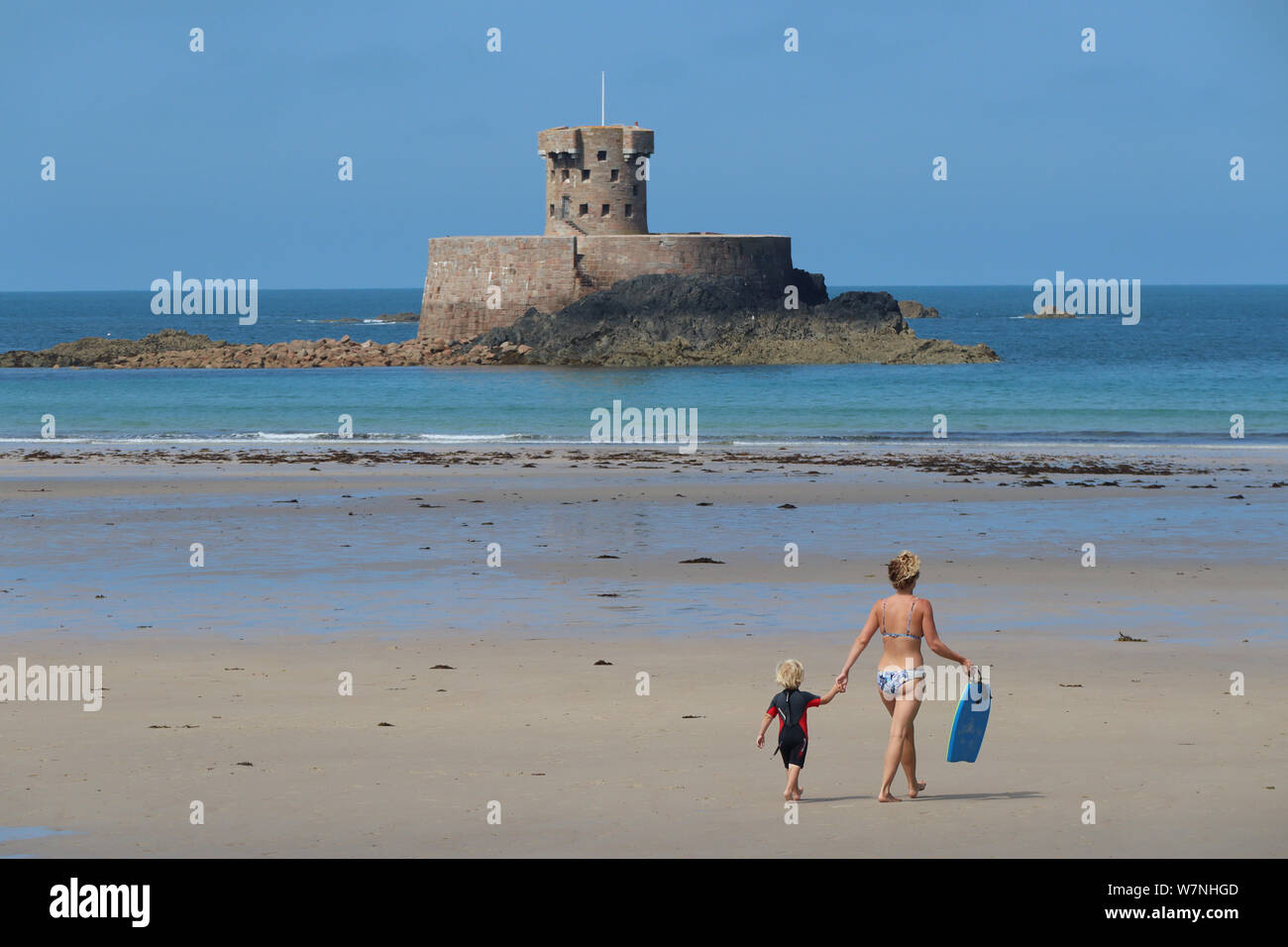 La Rocco Tower, Jersey, Channel Islands, Royaume-Uni, le 02 août 2019, photo de Richard Goldschmidt Banque D'Images La Rocco Tower, Jersey, Channel Islands, Royaume-Uni, le 02 août 2019, photo de Richard Goldschmidt Banque D'Images