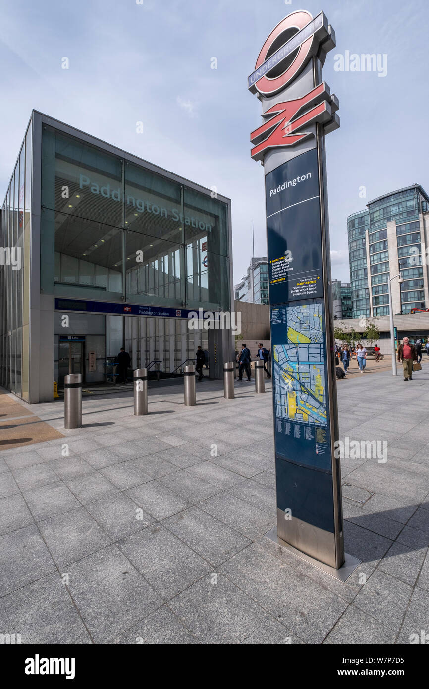 Nouvelle entrée de métro de Londres Paddington Paddington et stations sur le Regents Canal de halage Banque D'Images
