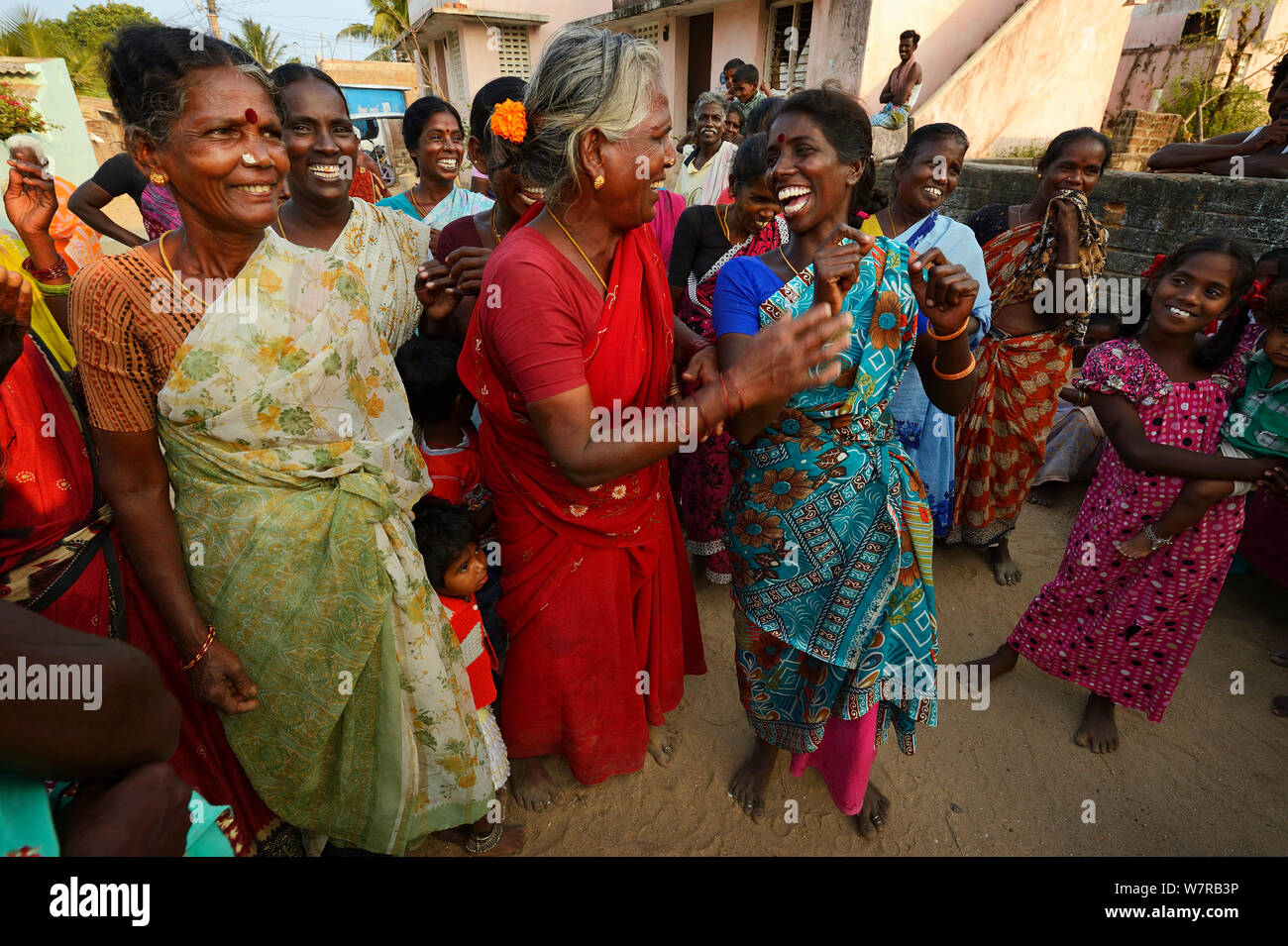 Groupe d'entraide de femmes près de l'étoile du matin le lac Pulicat, Tamil Nadu, Inde, janvier 2013. Banque D'Images