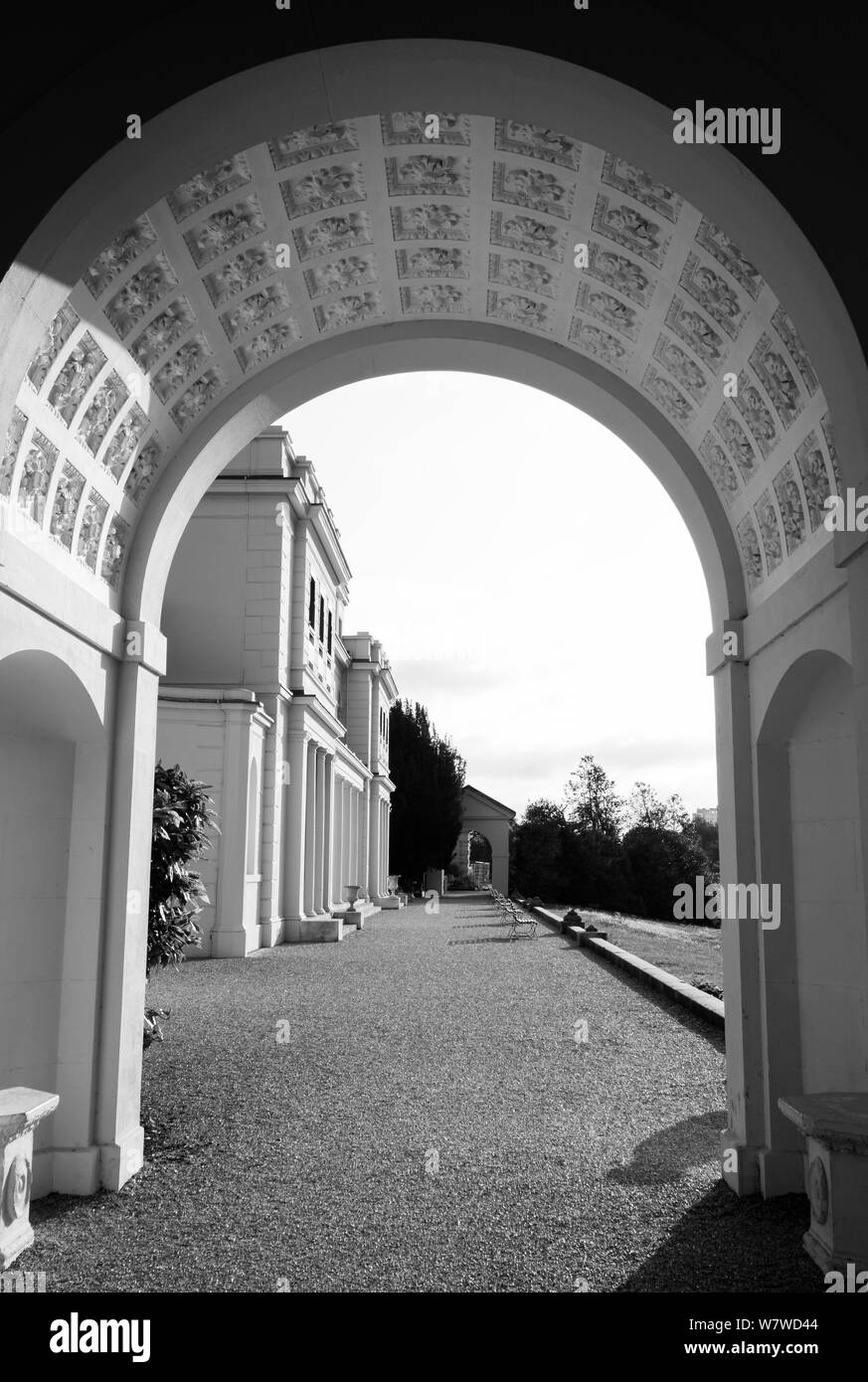Arch at Gunnersbury Park, récemment rénové et Musée sur l'immobilier, une fois Gunnersbury administré par la famille Rothschild, Gunnersbury, West London UK Banque D'Images