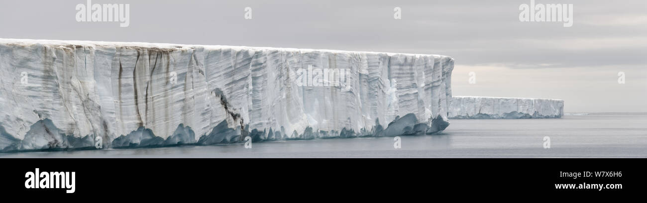 Le plus grand glacier, Svalbard, Norvège Brasvellbreen. Juillet 2011. Banque D'Images
