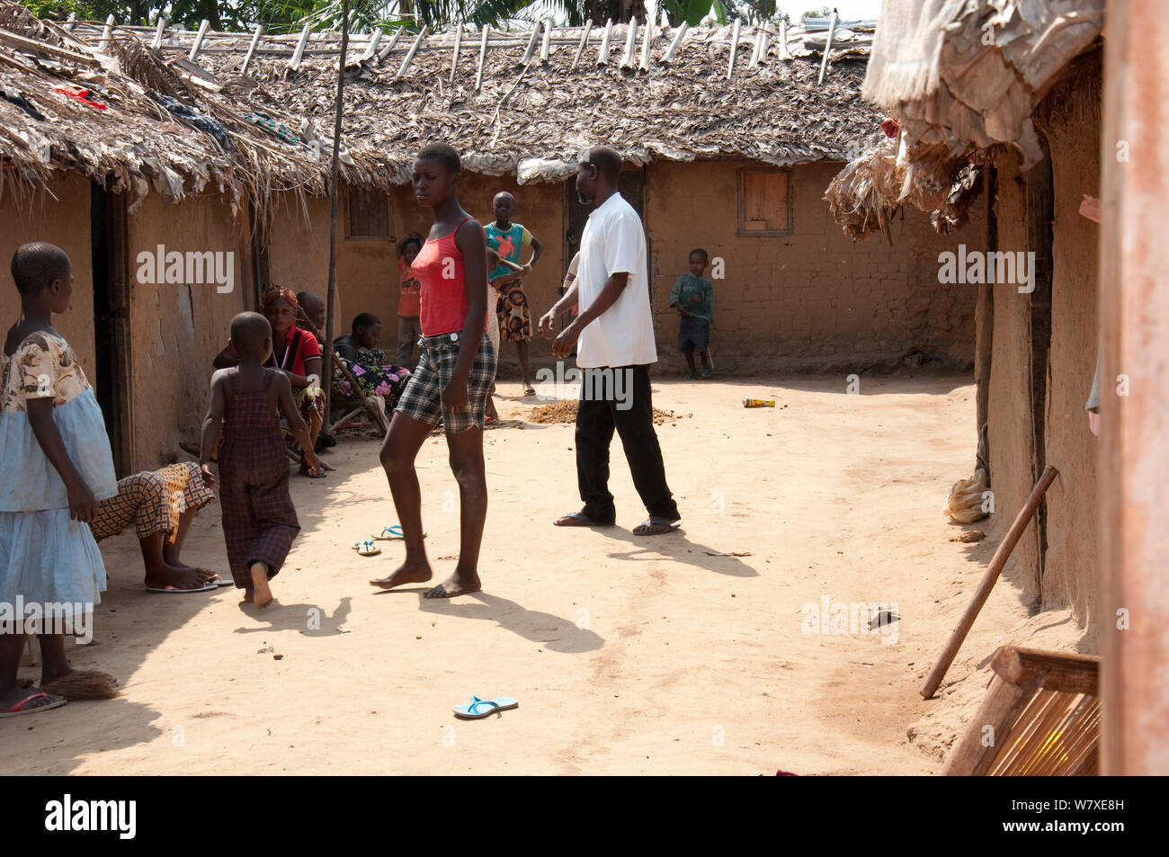 Groupe local bantou, République démocratique du Congo, l'Afrique, décembre 2011. Banque D'Images