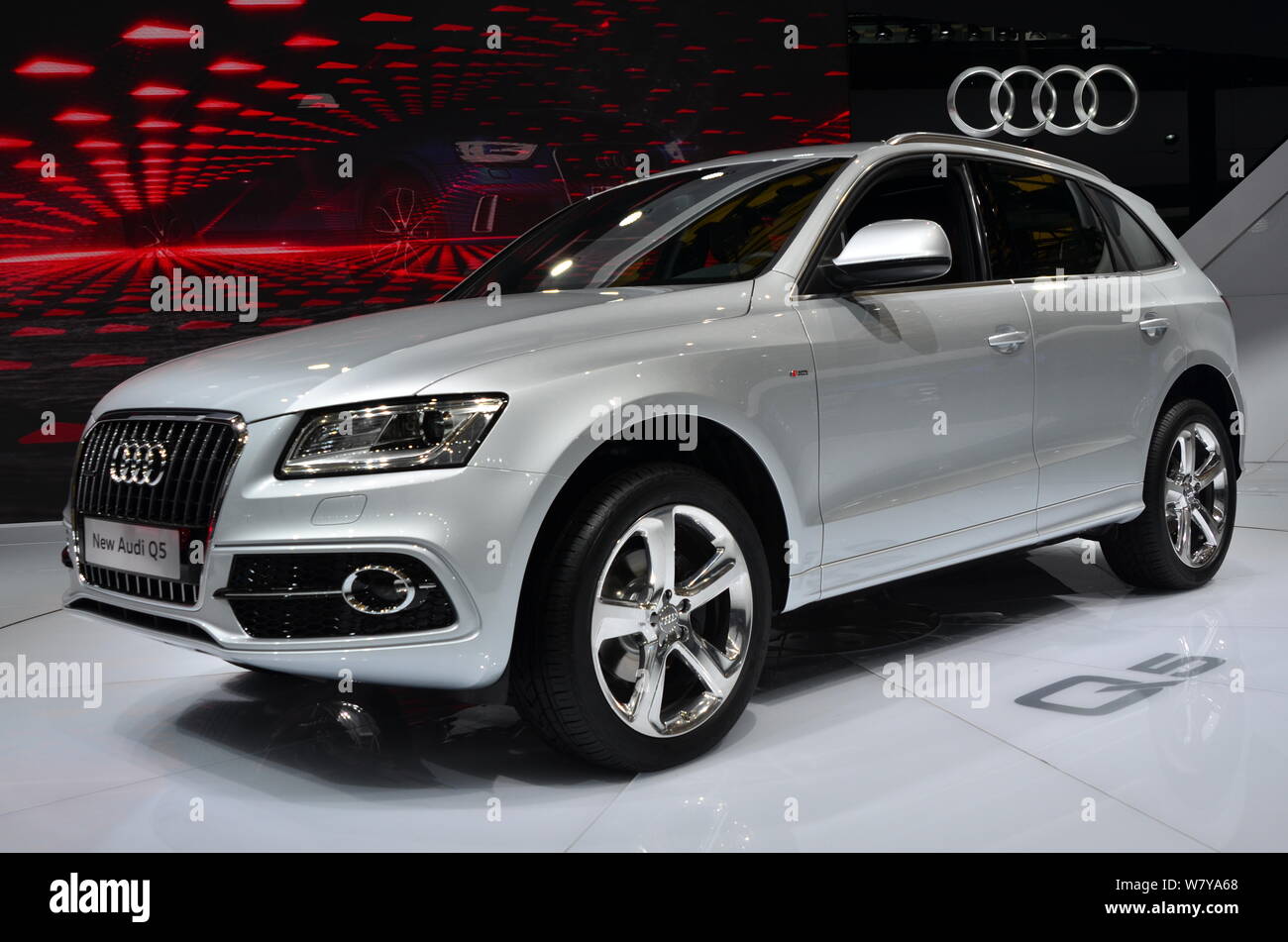 Une Audi Q5 voiture est affiché durant la 15e Exposition de l'industrie internationale de l'Automobile de Shanghai, connue sous le nom de Auto China 2014, à Shanghai, Chine, 21 Banque D'Images