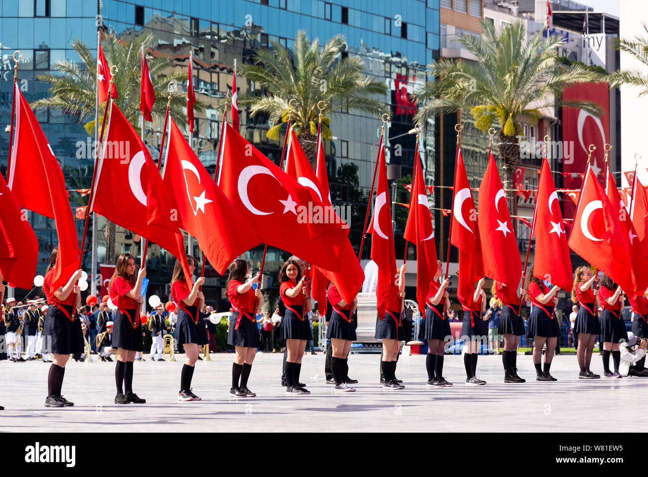 Izmir, Turquie - le 19 mai , 2019 : Célébrations du 19 mai 2019 la mémoire de Mustafa Kemal Atatürk, de la jeunesse et des sports d'Izmir Konak Turquie Festival. Repub Banque D'Images