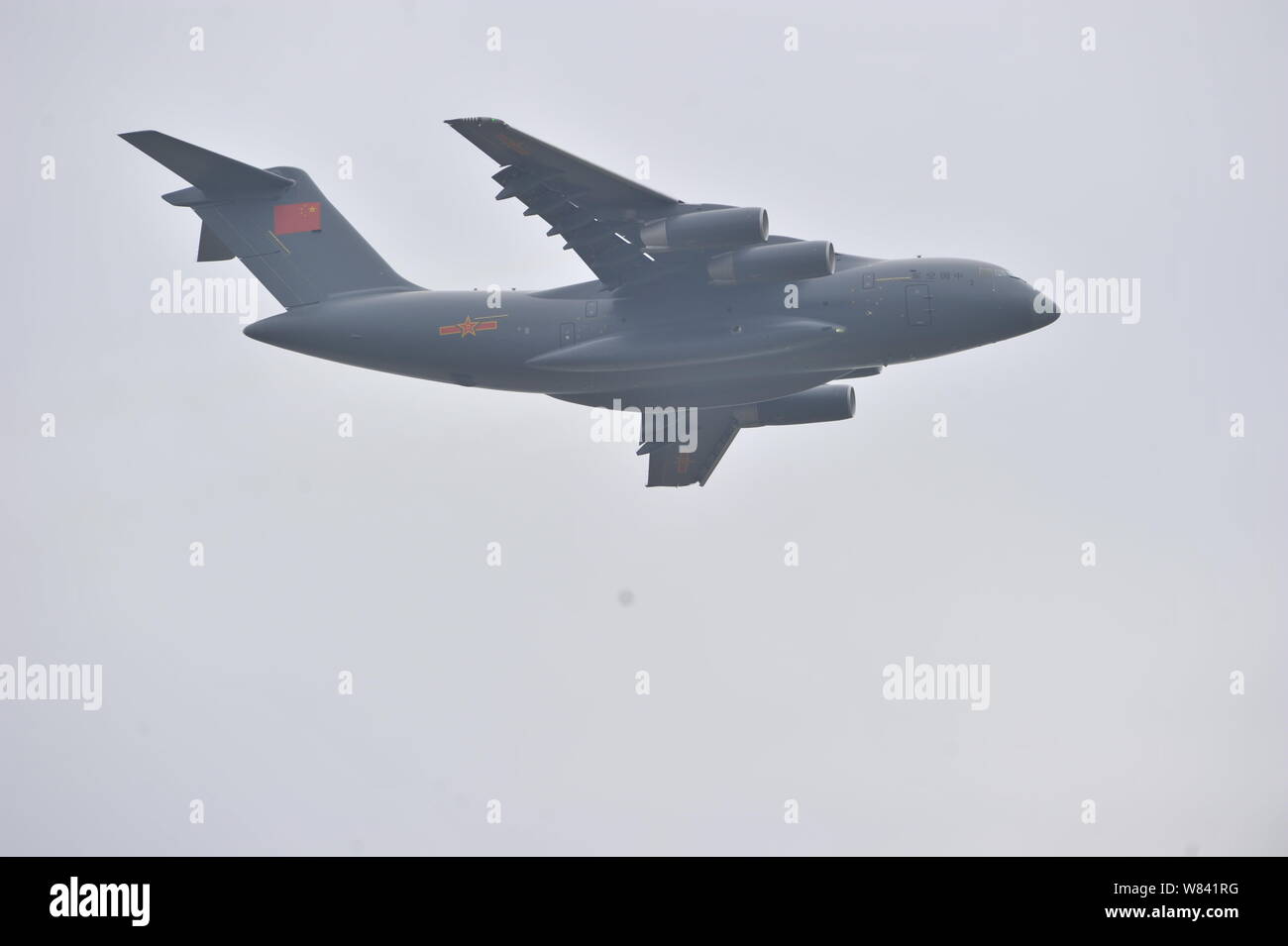 Un avion de transport militaire Y-20, communément appelé par son nom de jeune fille, Chubby PLA (Armée de libération des peuples) Air Force effectue au cours de la 11e Banque D'Images