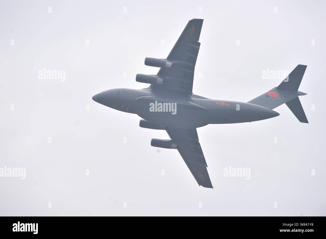 Un avion de transport militaire Y-20, communément appelé par son nom de jeune fille, Chubby PLA (Armée de libération des peuples) Air Force effectue au cours de la 11e Banque D'Images