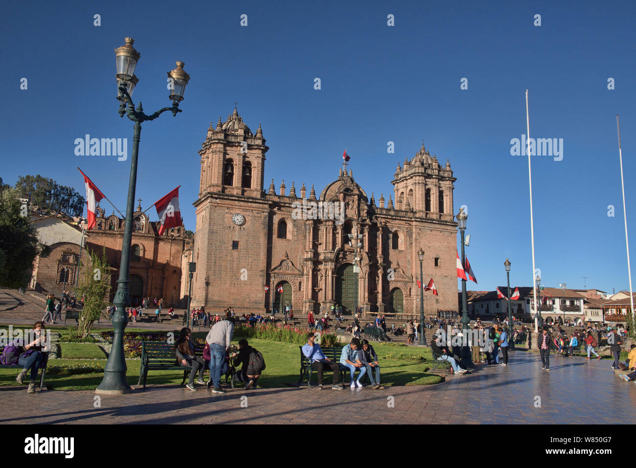 La cathédrale et la Plaza de Armas, Cusco, Pérou Banque D'Images