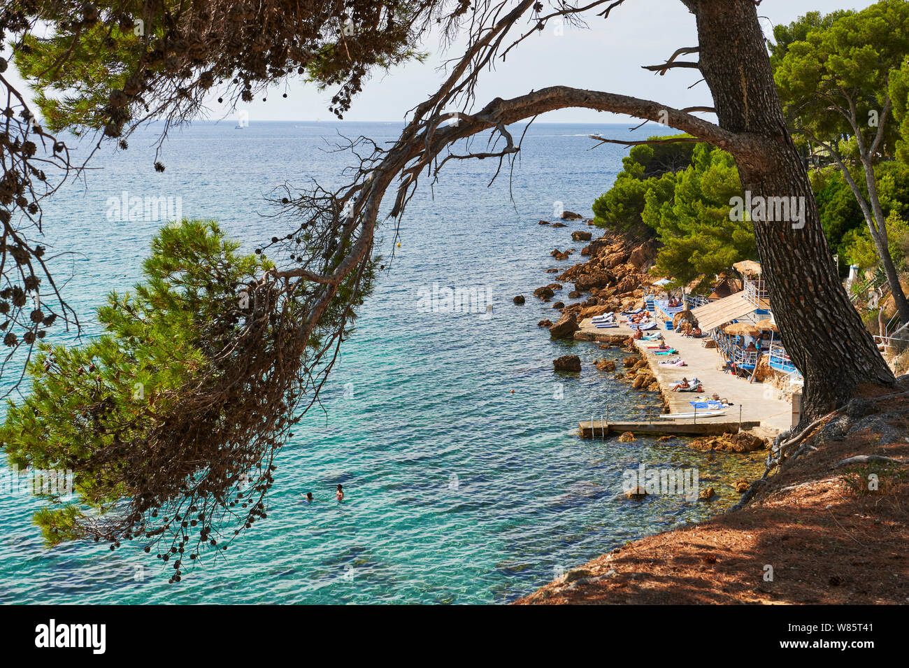 Sanary-sur-Mer (sud-est de la France) : La plage de Portissol Banque D'Images