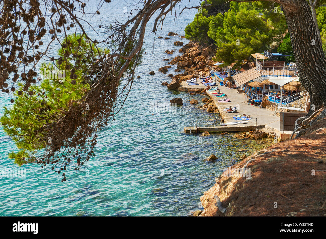 Sanary-sur-Mer (sud-est de la France) : La plage de Portissol Banque D'Images