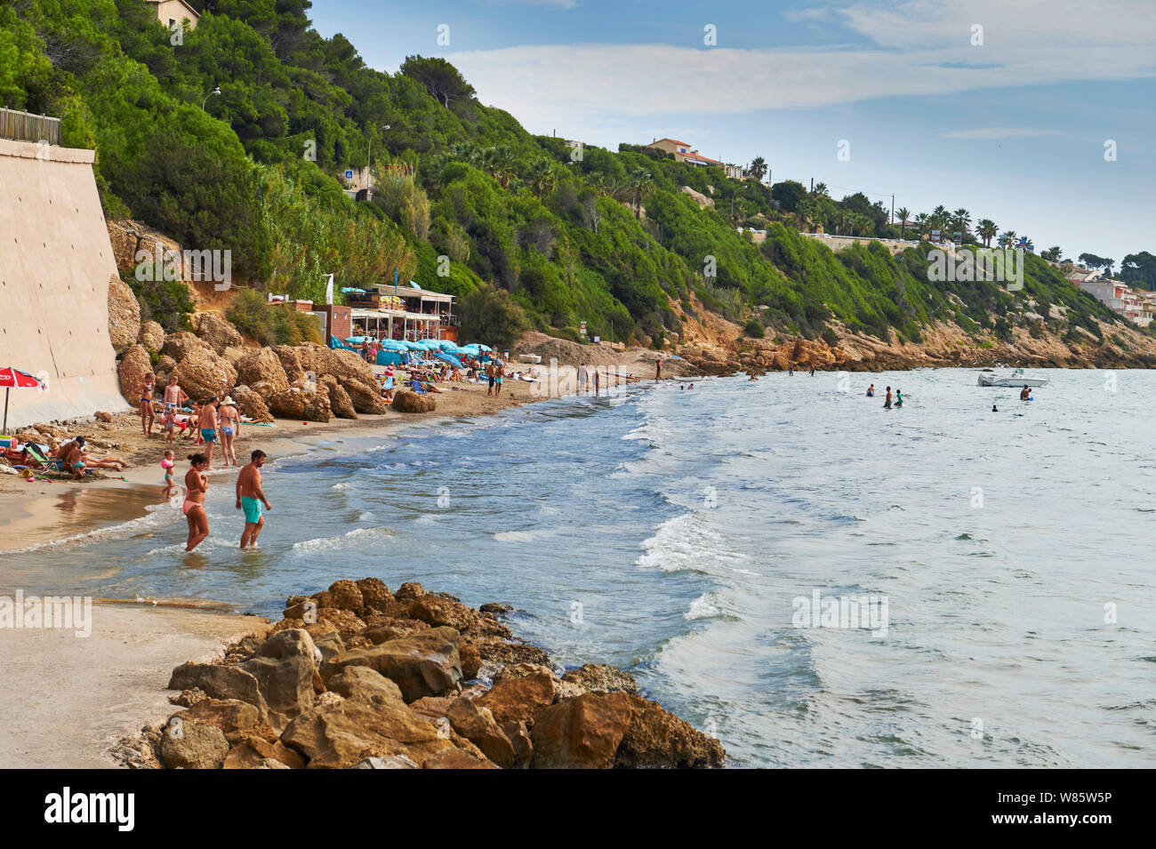 Sanary-sur-Mer (sud-est de la France) : le Golden Beach (plage dorée" "Français) Banque D'Images