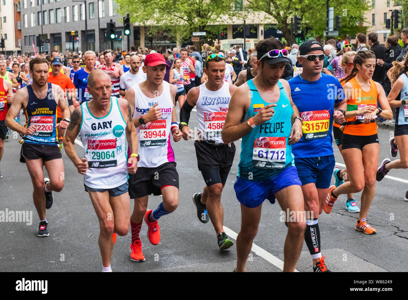 L'Angleterre, Londres, Marathon de Londres 2019, Groupe de coureurs Banque D'Images