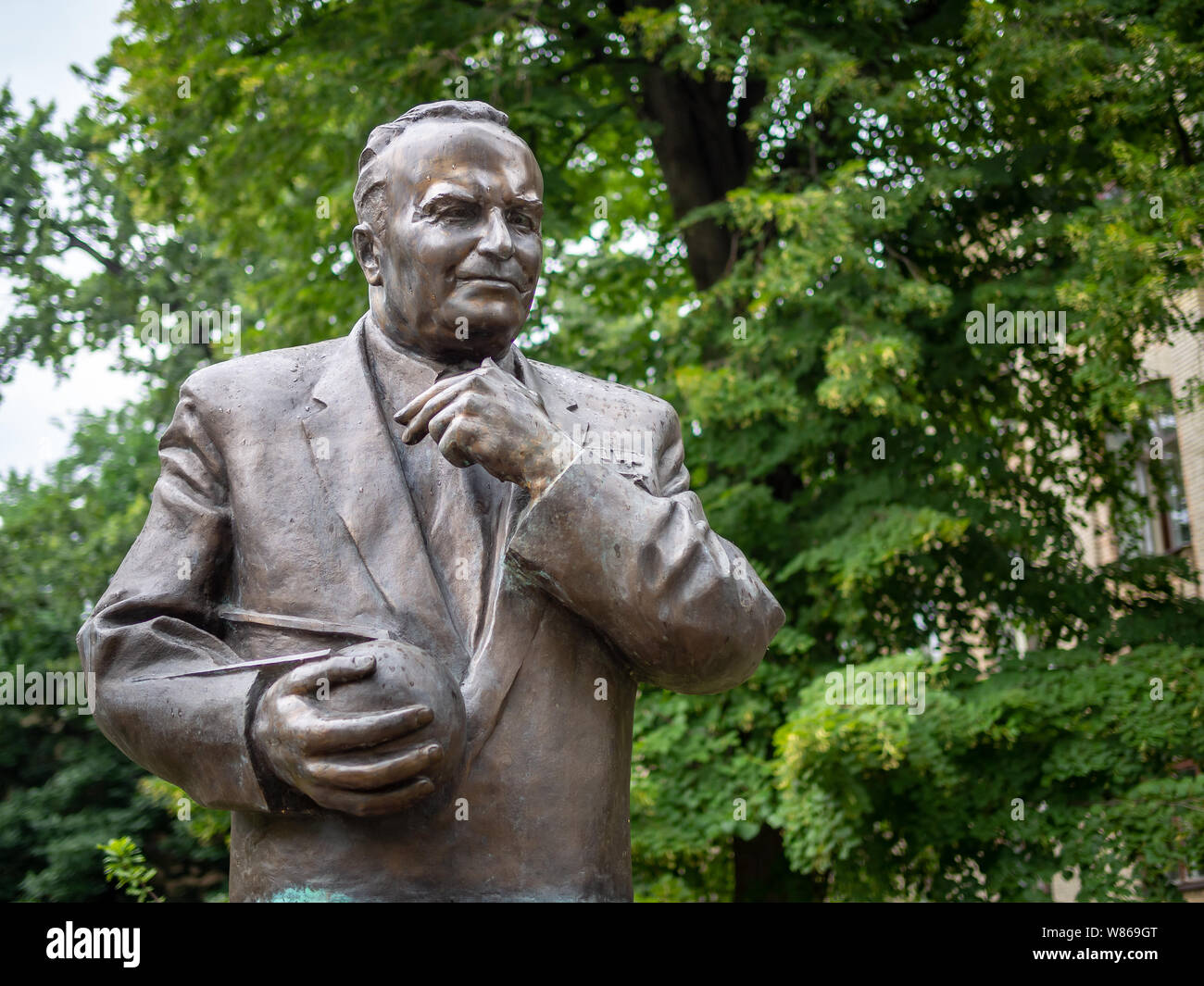 KIEV, UKRAINE - 23 juillet, 2019 : Ingénieur fusée soviétique Sergueï Pavlovitch Korolev (Korolev) monument en bronze par Oleynik M. O. Banque D'Images