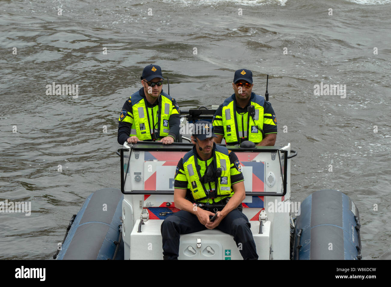 Au travail de police sur l'eau à la Gay Pride Amsterdam The Netherlands 2019 Banque D'Images