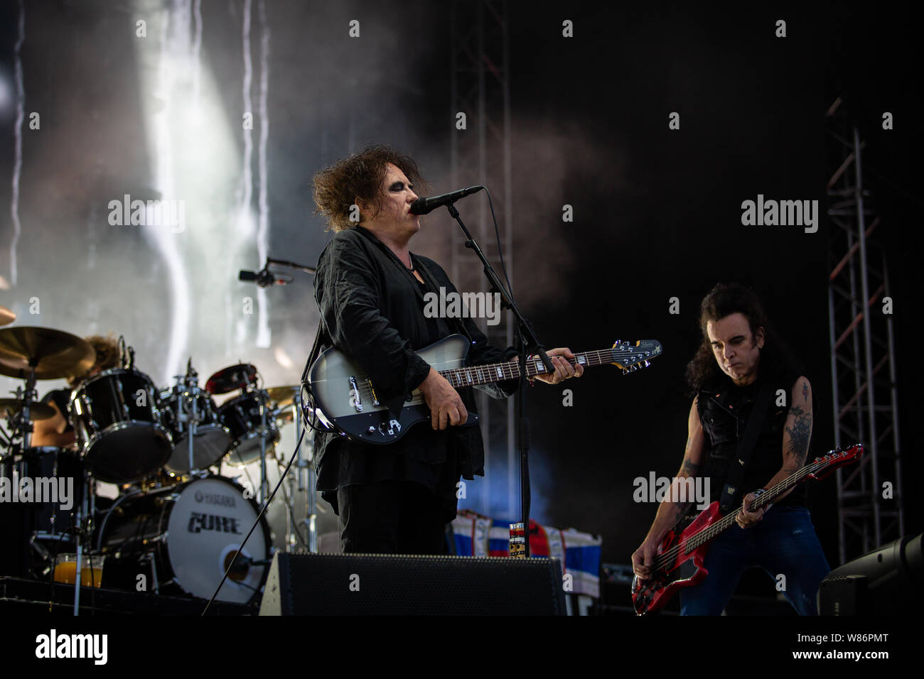 Oslo, Norvège. 07Th Aug 2019. Le groupe de rock anglais The Cure effectue un concert live au cours de la fête de la musique 2019 Øyafestivalen norvégien à Oslo. Ici chanteur, auteur-compositeur et musicien Robert Smith est vu sur scène. (Photo crédit : Gonzales Photo/Tord Litleskare/Alamy Live News). Banque D'Images