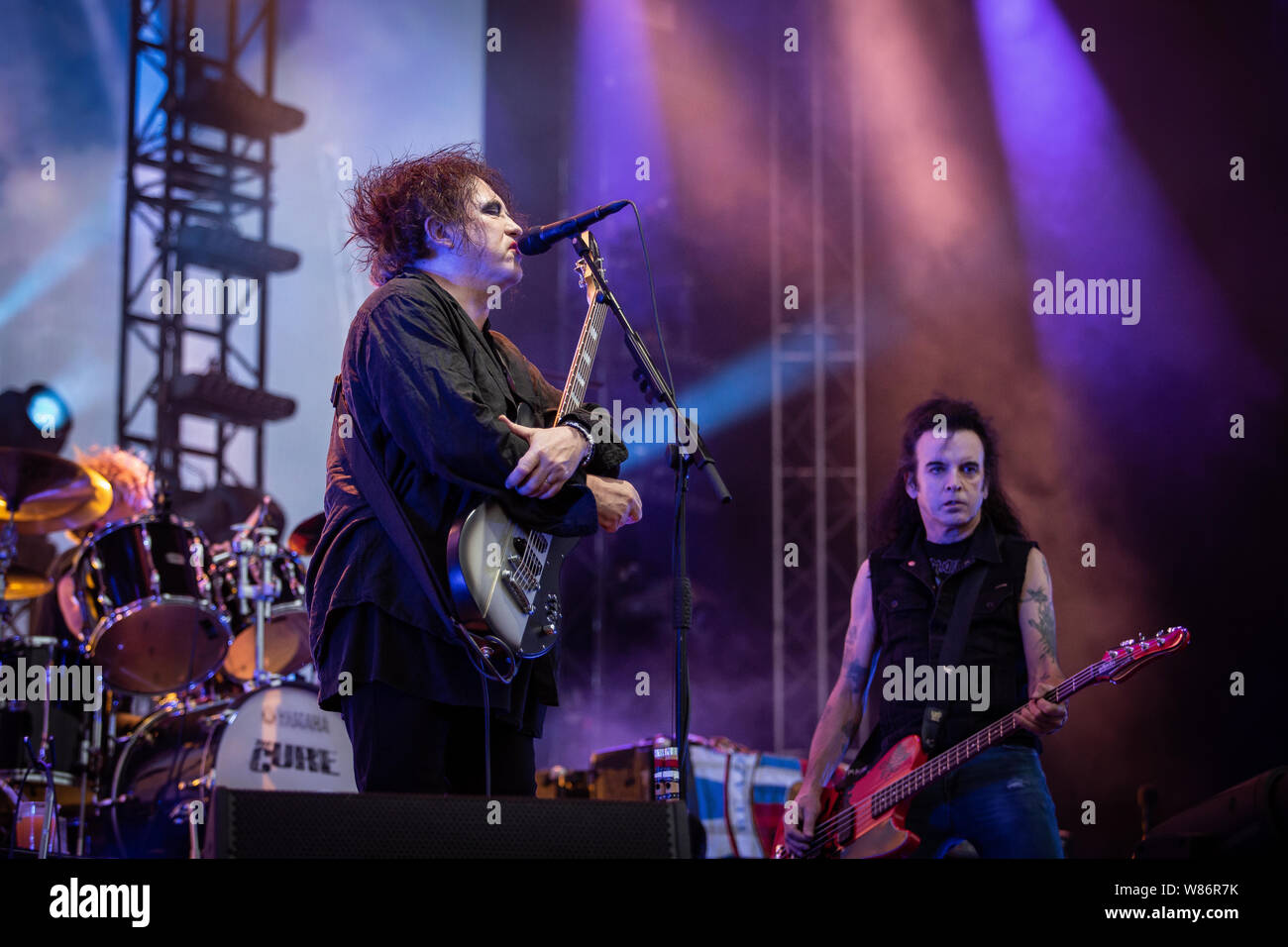 Oslo, Norvège. 07Th Aug 2019. Le groupe de rock anglais The Cure effectue un concert live au cours de la fête de la musique 2019 Øyafestivalen norvégien à Oslo. Ici chanteur, auteur-compositeur et musicien Robert Smith est vu sur scène. (Photo crédit : Gonzales Photo/Tord Litleskare/Alamy Live News). Banque D'Images