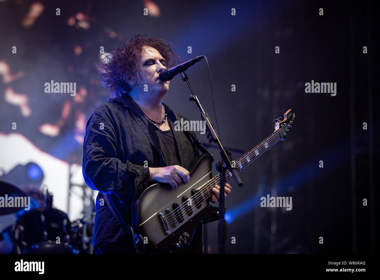 Oslo, Norvège. 07Th Aug 2019. Le groupe de rock anglais The Cure effectue un concert live au cours de la fête de la musique 2019 Øyafestivalen norvégien à Oslo. Ici chanteur, auteur-compositeur et musicien Robert Smith est vu sur scène. (Photo crédit : Gonzales Photo/Tord Litleskare/Alamy Live News). Banque D'Images